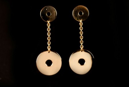 Les boucles d'oreilles seront tendance en 205