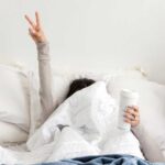 femme en plein réveil